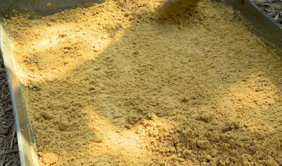 ফুলবাড়িয়ার লাল চিনি